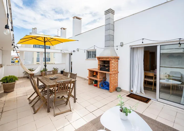 Ocean Terrace - Private Patio With Bbq & Sea View Ναζαρέ